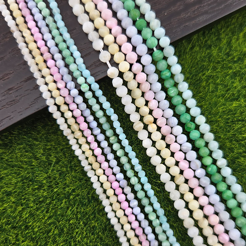 비즈톡 [J6-22-00]자개축구볼컷 2mm 3mm 6color ,1줄