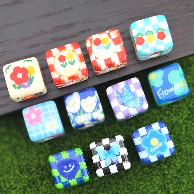 비즈톡 [BG-5-16]볼꾸파츠 아크릴 꽃나비큐브 14x14mm (내경3.9mm) 볼꾸비즈 키링용 ,1개