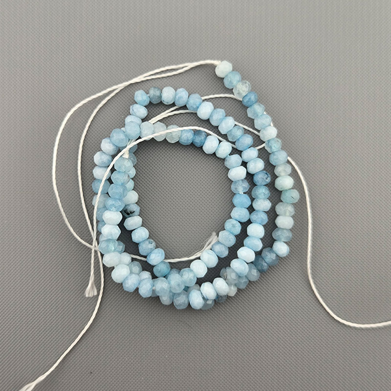 비즈톡 [J1-302-14]원석 옥론델 커팅 4mm 천연석 아쿠아마린 ,반줄(약17cm)