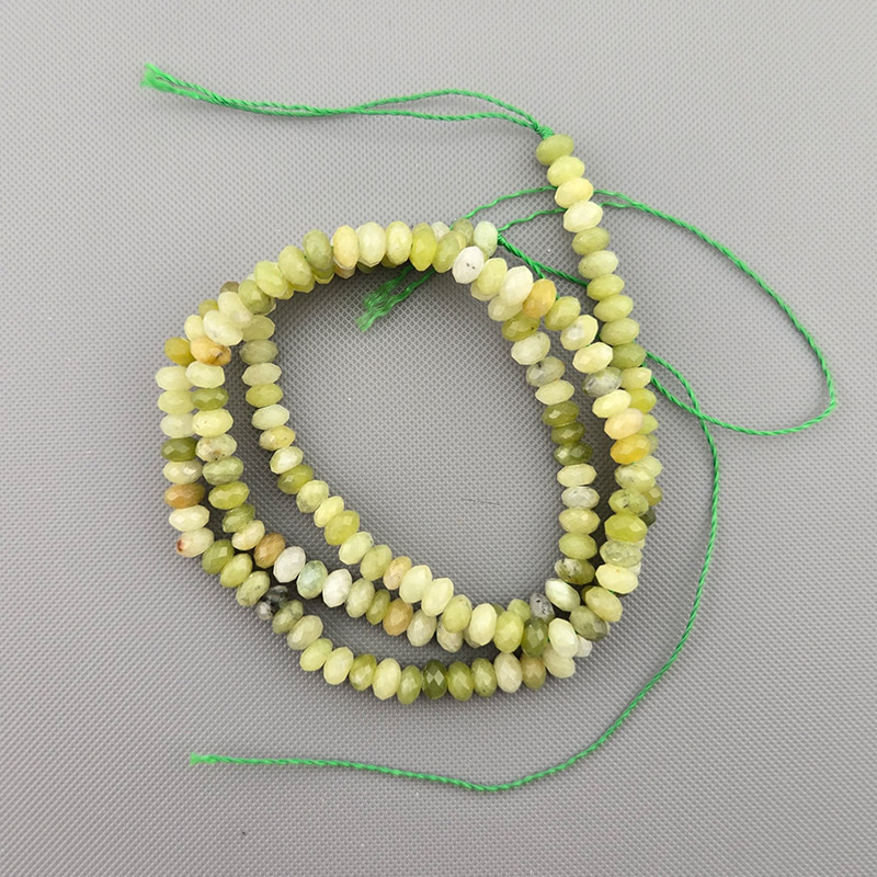 비즈톡 [J1-302-10]원석 옥론델 커팅 4mm 천연석 그린가넷 ,반줄(약17cm)